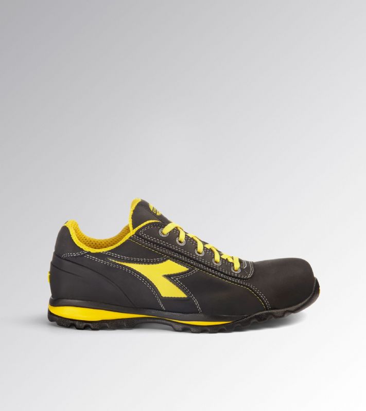 Calzatura GLOVE LOW S3S FO HRO